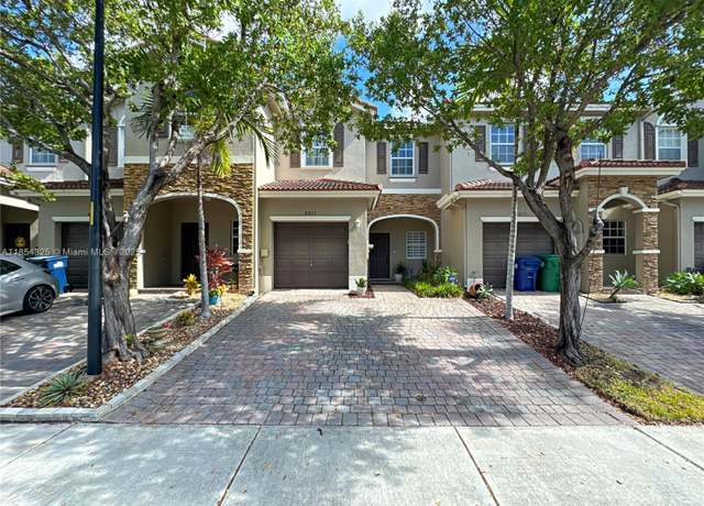 Property at 8877 SW 223rd Ln, Cutler Bay, FL 33190, 3 beds, 2.5 baths
