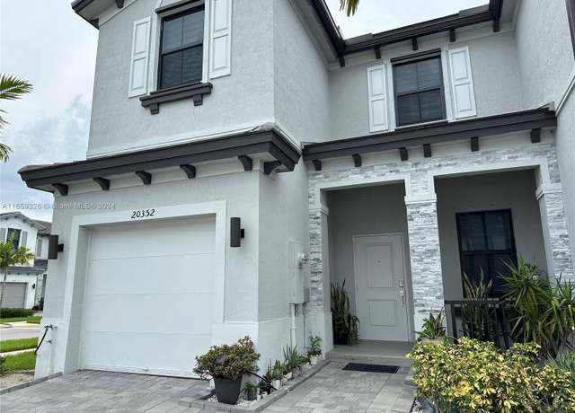 Property at 20352 NW 6th Ave #20352, Miami Gardens, FL 33169, 3 beds, 2.5 baths