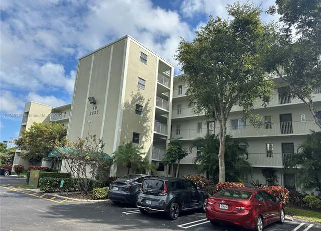 Property at 2228 N Cypress Bend Dr #310, Pompano Beach, FL 33069, 2 beds, 2 baths