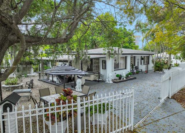 Property at 11425 NW 18th Ave, Miami, FL 33167, 2 beds, 1 bath