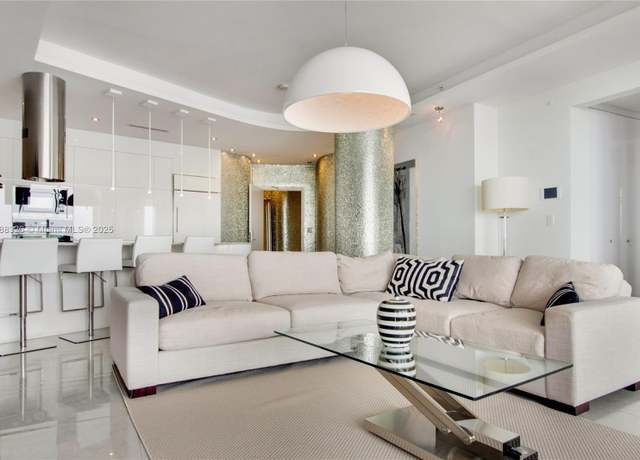 Property at 450 Alton Rd #4104, Miami Beach, FL 33139, 2 beds, 2 baths