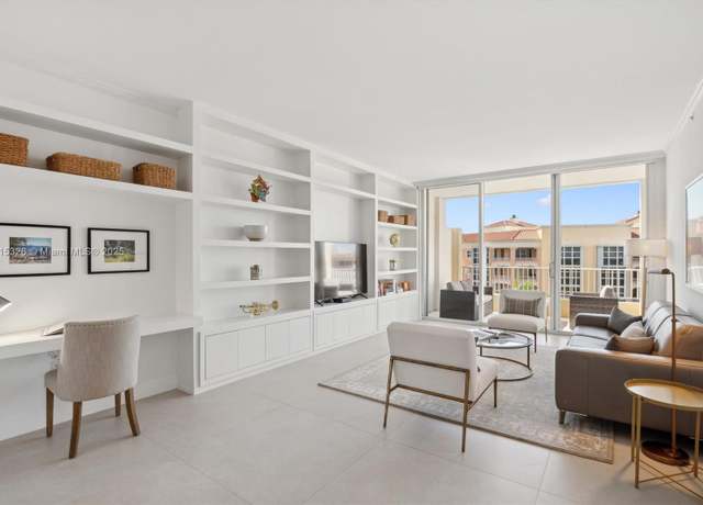 Property at 713 Crandon Blvd Ph -3, Key Biscayne, FL 33149, 2 beds, 2 baths