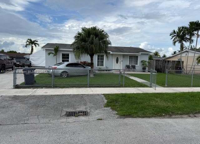 Property at 15400 SW 305th St, Homestead, FL 33033, 3 beds, 1 bath