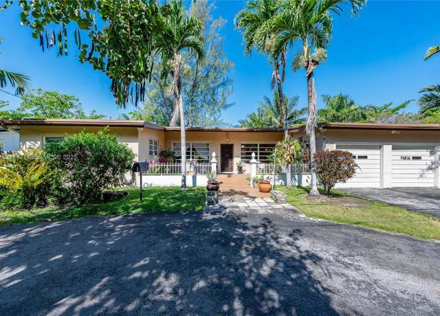 Property at 7132 SW 65th Ave, South Miami, FL 33143, 4 beds, 2 baths