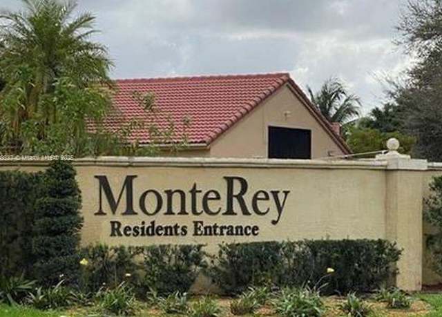 Property at 18625 NW 53rd Ave, Miami Gardens, FL 33055, 3 beds, 2 baths