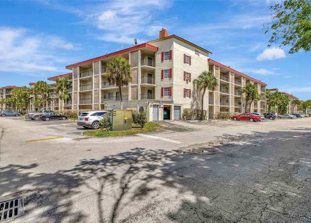 Property at 3070 NW 48th Ter #415, Lauderdale Lakes, FL 33313, 2 beds, 2 baths