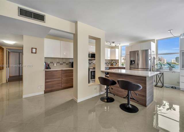 Property at 301 174th St #614, Sunny Isles Beach, FL 33160, 2 beds, 2 baths