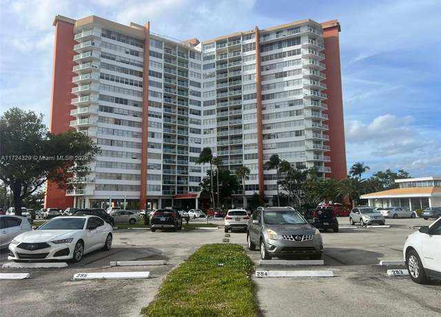 Property at 1301 NE Miami Gardens Dr Unit 321W, Miami, FL 33179, 1 bed, 1 bath