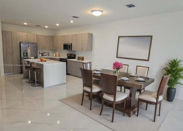 Property at 22471 SW 125 Ave Unit B, Miami, FL 33170, 5 beds, 3 baths