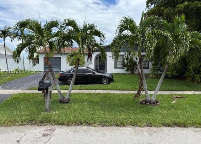 Property at 12611 SW 264th St, Homestead, FL 33032, 3 beds, 2 baths