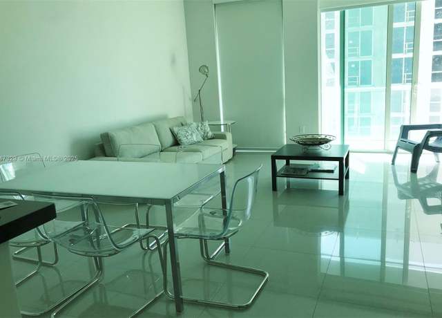 Property at 253 NE 2nd St #2706, Miami, FL 33132, 1 bed, 1 bath