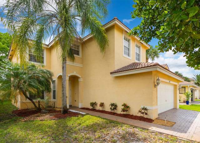 Property at 4287 SW 130th Ave, Miramar, FL 33027, 4 beds, 2.5 baths