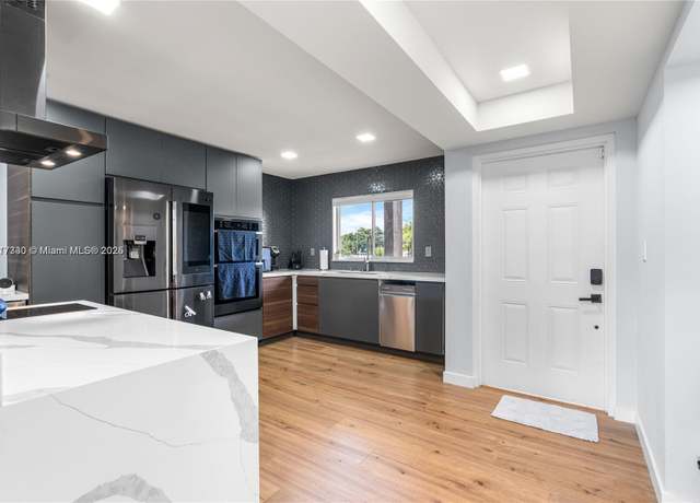 Property at 9310 Sunrise Lakes Blvd #206, Sunrise, FL 33322, 2 beds, 2 baths