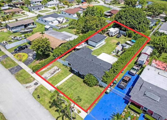 Property at 10371 SW 146th St, Miami, FL 33176, 5 beds, 3 baths
