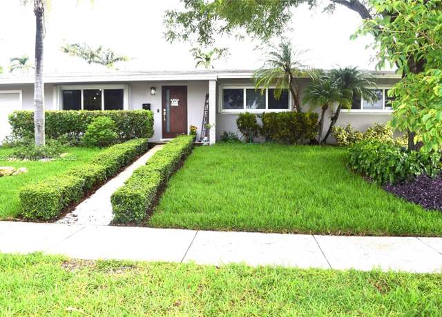 Property at 9355 SW 181st St, Palmetto Bay, FL 33157, 3 beds, 2 baths