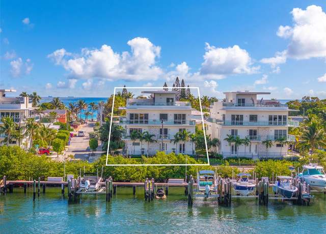 Property at 350 Desoto St, Hollywood, FL 33019, 4 beds, 4 baths