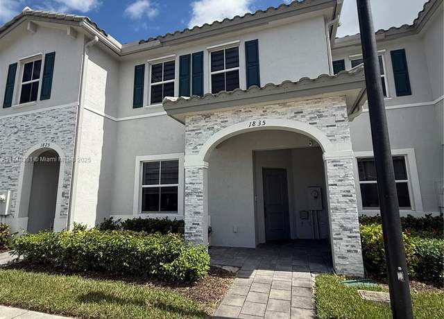 Property at 1835 SE 27th Rd, Homestead, FL 33035, 3 beds, 2.5 baths