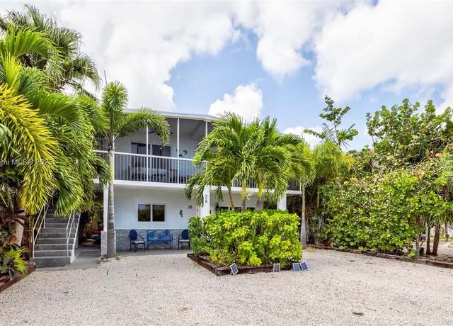 Property at 26 Shoreland Dr, Key Largo, FL 33037, 3 beds, 2 baths