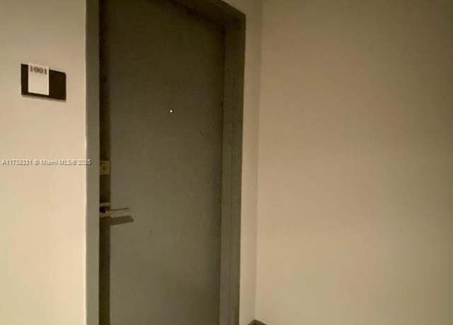 Property at 5300 Paseo Blvd #1001, Doral, FL 33166, 2 beds, 2 baths