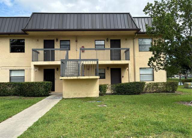 Property at 9230 NW 1st St #206, Pembroke Pines, FL 33024, 2 beds, 2 baths
