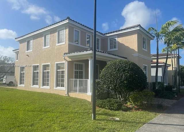 Property at 14318 SW 275th Ln, Homestead, FL 33032, 6 beds, 4 baths
