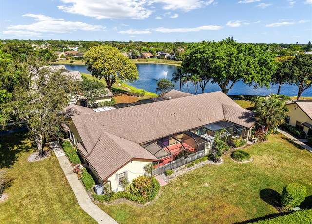 Property at 23362 Barlake Dr, Boca Raton, FL 33433, 2 beds, 2 baths