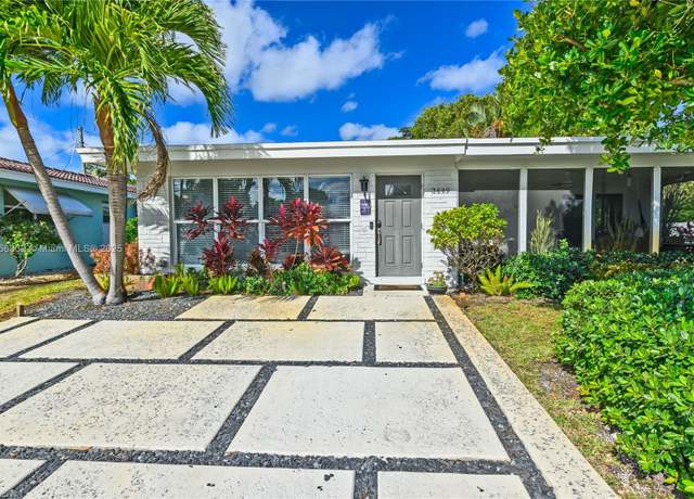 Property at 3449 NE 17th Way, Oakland Park, FL 33334, 3 beds, 3 baths