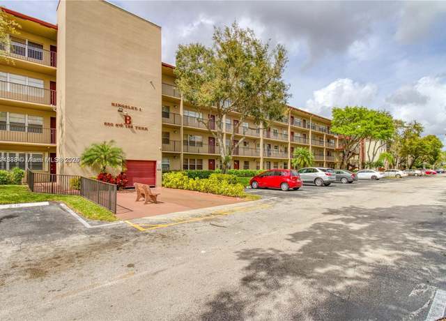 Property at 850 SW 133rd Ter Unit 316B, Pembroke Pines, FL 33027, 1 bed, 1.5 baths