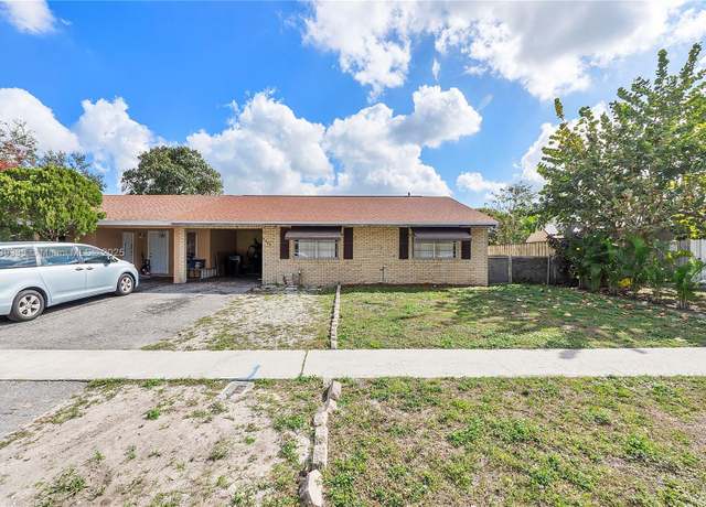 Property at 4806 Gladiator Cir #4806, Green Acres, FL 33463, 2 beds, 2 baths