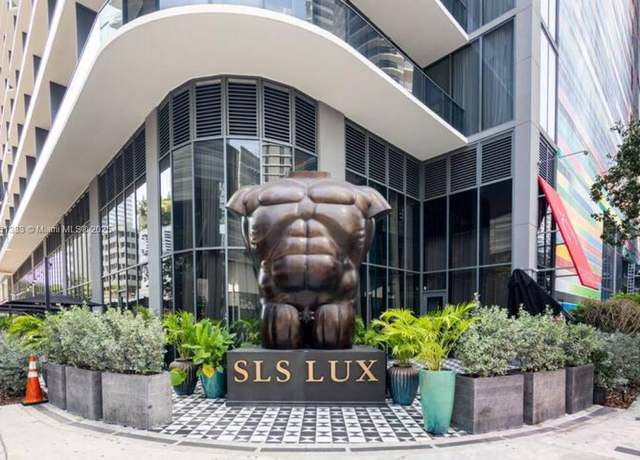 Property at 801 S Miami Ave #1703, Miami, FL 33130, 1 bed, 2 baths