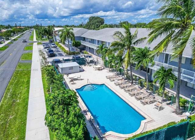 Property at 2175 NE 56th St #107, Fort Lauderdale, FL 33308, 3 beds, 2 baths