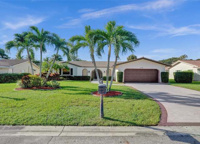 Property at 8446 NW 14th St, Coral Springs, FL 33071, 3 beds, 2 baths
