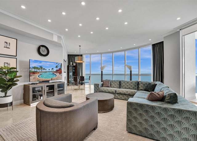 Property at 18101 Collins Ave #3409, Sunny Isles Beach, FL 33160, 3 beds, 3.5 baths