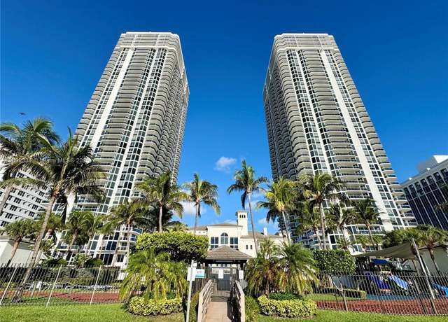 Property at 4779 Collins Ave #2106, Miami Beach, FL 33140, 1 bed, 2 baths