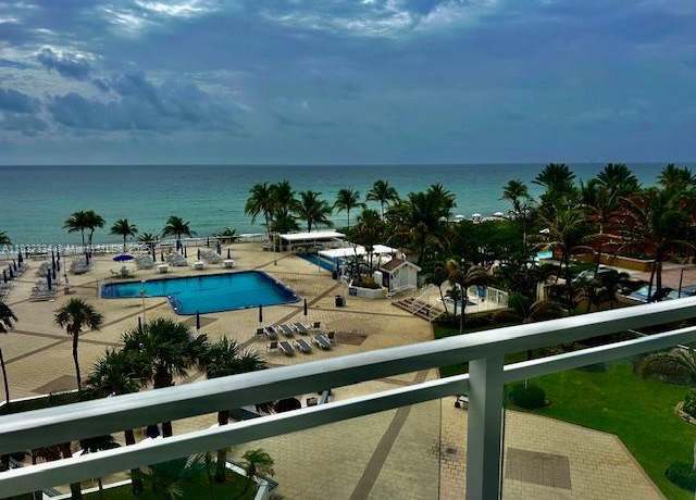 Property at 2030 S Ocean Dr #414, Hallandale Beach, FL 33009, 3 beds, 2.5 baths