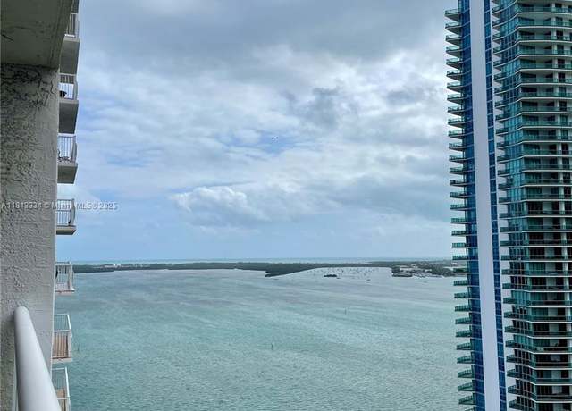 Property at 1200 Brickell Bay Dr #2907, Miami, FL 33131, 1 bed, 1 bath
