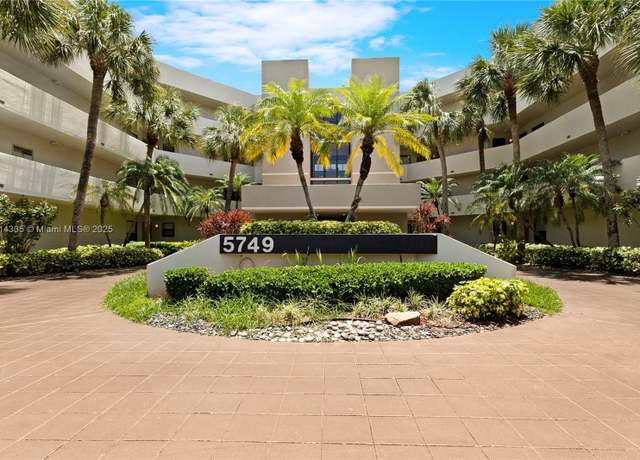 Property at 5749 Camino Del Sol #403, Boca Raton, FL 33433, 2 beds, 2 baths