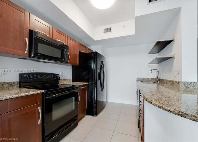 Property at 7280 SW 90th St Unit E208, Miami, FL 33156, 1 bed, 1 bath