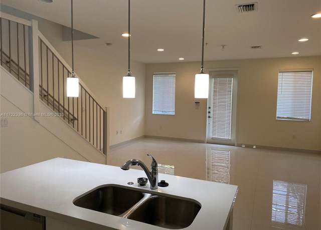 Property at 2610 NE 213th St #100, Miami, FL 33180, 3 beds, 2.5 baths