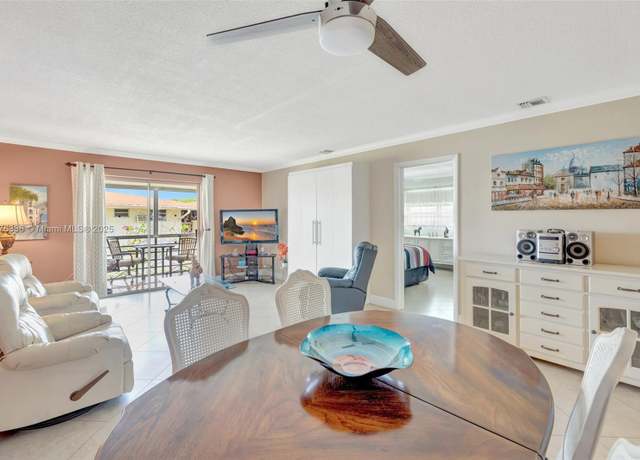 Property at 16900 NE 14th Ave #314, Miami, FL 33162, 1 bed, 1 bath