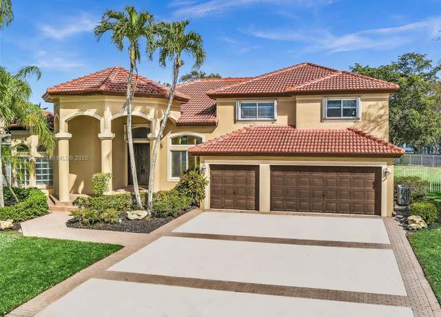 Property at 3440 Carlton Ln, Davie, FL 33330, 5 beds, 3 baths