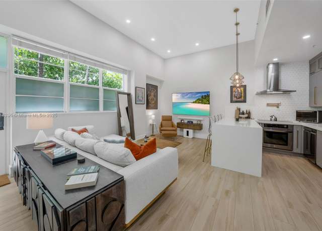 Property at 935 Euclid Ave #5, Miami Beach, FL 33139, 1 bed, 1 bath