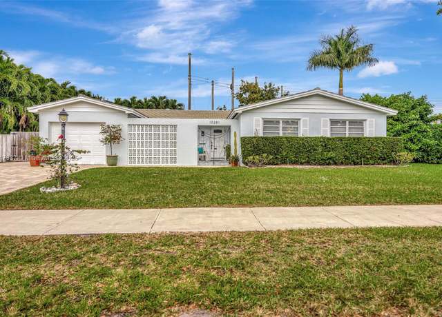 Property at 10281 SW 92nd Ter, Miami, FL 33176, 3 beds, 2 baths