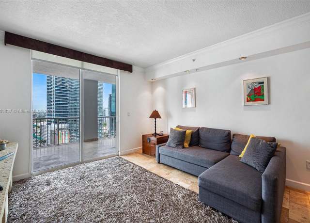 Property at 170 SE 14th St #2805, Miami, FL 33131, 2 beds, 2 baths