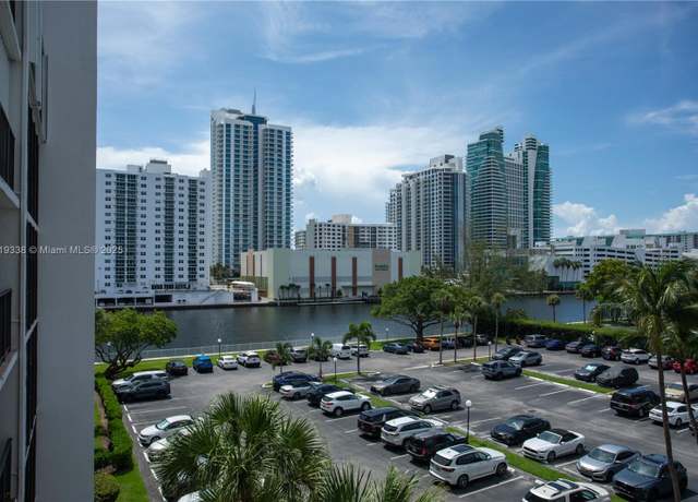 Property at 800 Parkview Dr #512, Hallandale Beach, FL 33009, 1 bed, 1 bath