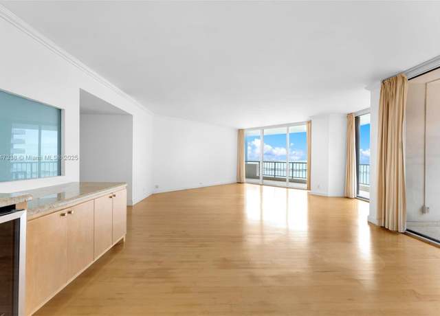 Property at 1581 Brickell Ave #1905, Miami, FL 33129, 2 beds, 2 baths