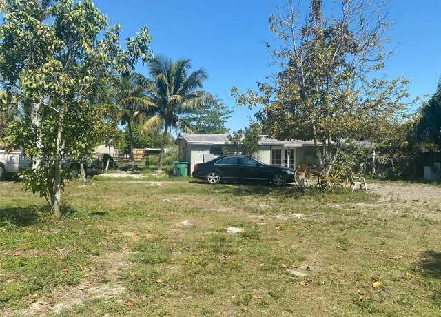 Property at 15361 SW 208th Ave, Miami, FL 33187