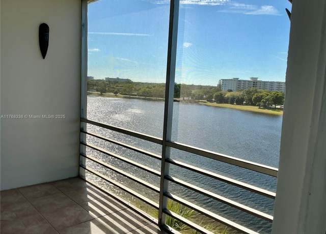 Property at 2801 N Palm Aire Dr #605, Pompano Beach, FL 33069, 1 bed, 1 bath