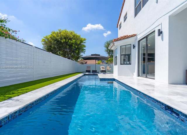 Property at 1005 NW 100th Ave, Miami, FL 33172, 4 beds, 3 baths