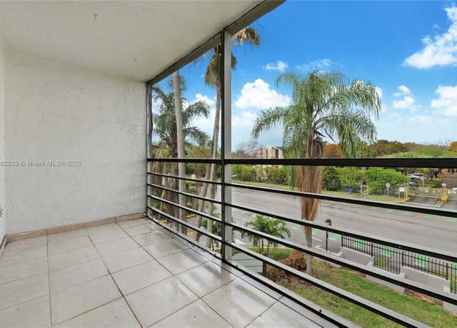 Property at 14195 SW 87th St Unit B301, Miami, FL 33183, 3 beds, 2 baths